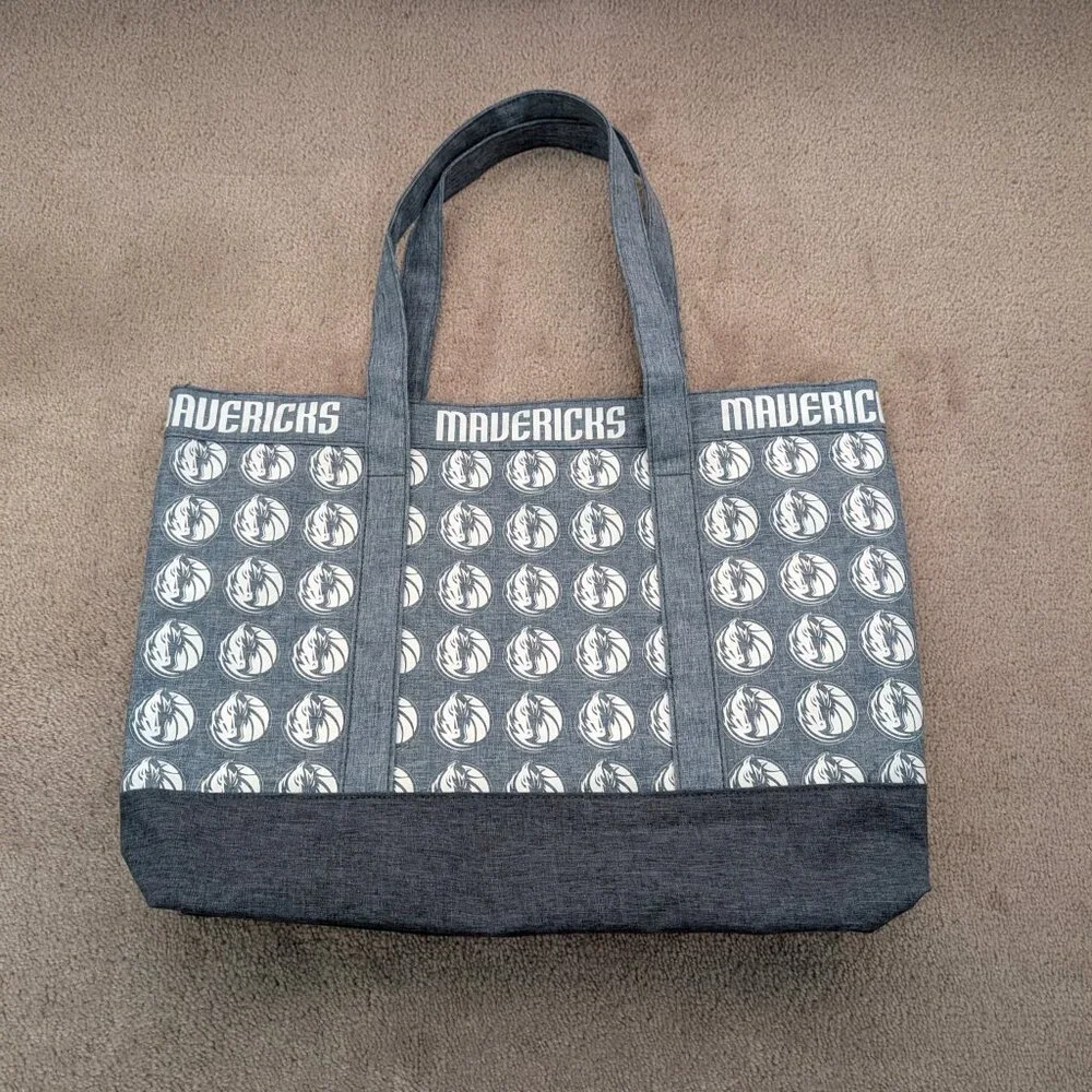 NWT Dallas Mavericks Logo Print Tote Bag